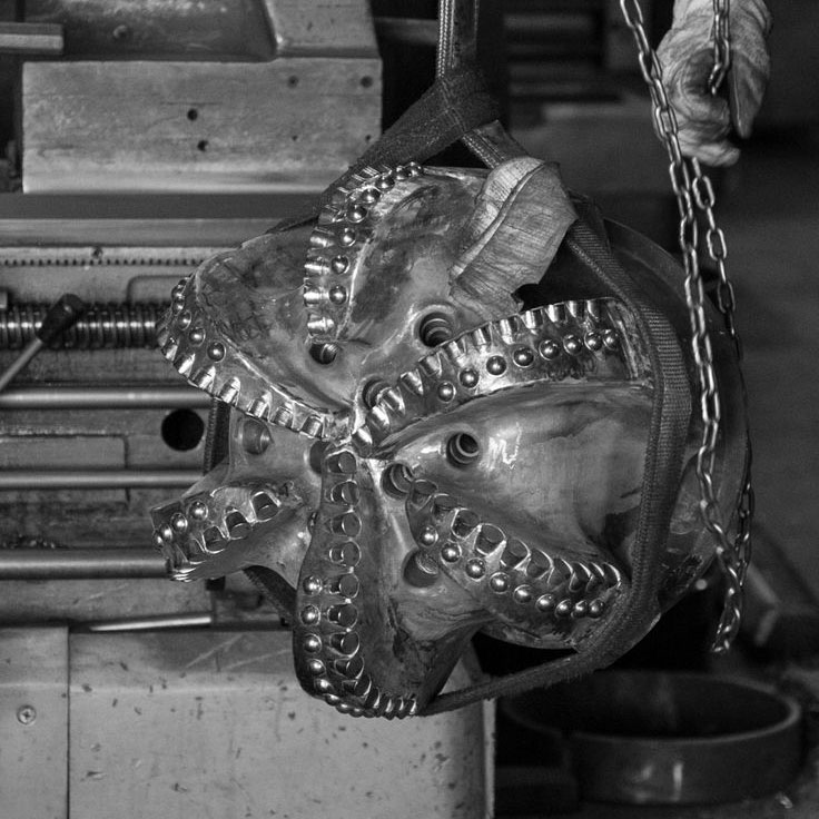 Home---Ulterra---Innovative-PDC-Bits,-Lateral-Directional-Drilling